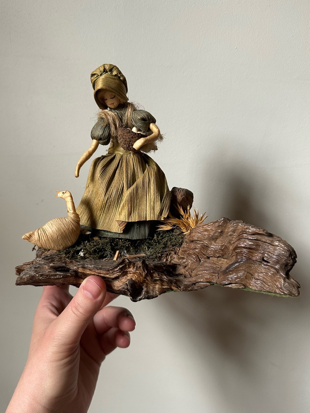 Vintage 80s Peggie Kilgore Cornhusk Mother Goose Petrified Wood Sculpture